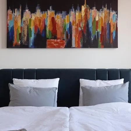 Altina Connect - New, Parking, Netflix Apartment *